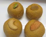 दानेदार बेसन लड्डू (danedar besan ladoo recipe in Hindi) रेसिपी चरण 6 फोटो