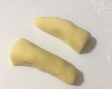Foto del paso 5 de la receta: Pasta frola rústica de dulce de leche/ membrillo con harina leudante