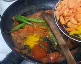 A picture of step 2 of Carrots and green chillies relish.