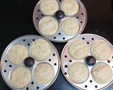 A picture of step 4 of Sprouted Moong Dal Idli.
