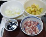 薯仔洋蔥炆排骨的食譜步驟2照片
