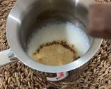 صورة لخطوة 1 من وصفة قهوة الكيندر الساخنة