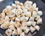Foto del paso 3 de la receta Champiñones al ajillo con Paleta ibérica