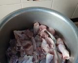 A picture of step 1 of Nati style Chicken biriyani Karnataka style biriyani.