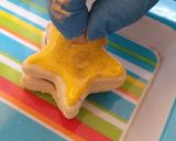 Foto del paso 6 de la receta: Alfajores de maizena navideñas con glasé 🌟