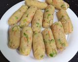 A picture of step 9 of Vegetable Curl Rolls.