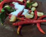 Foto langkah ke 1 dari resep Sambal kacang simple rasa super.