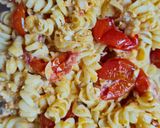Foto del paso 4 de la receta: Pasta con queso feta y cherries al horno 🇫🇮 Uunifetapasta 🇫🇮