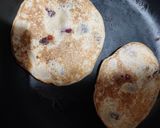 બનાના ચેરી પેનકેક(Banana cherry pancake recipe in Gujarati) રેસીપી સ્ટેપ4ફોટો