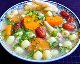 Hình bước làm 6 của món Canh chân gà hạt sen táo đỏ