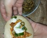 A picture of step 3 of Chicken naan.