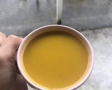 Foto langkah ke 3 dari resep Turmeric Latte.