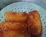 Foto langkah ke 6 dari resep Risol Mayo Telur Sosis.