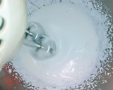 A picture of step 5 of Banofee pie.