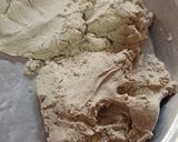 A picture of step 1 of Bajre ki roti.