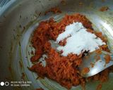A picture of step 4 of Carrot burfi.