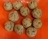 A picture of step 2 of Leftover Rice Potato Balls.