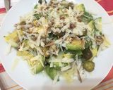 Foto del paso 3 de la receta Ensalada de aguacate y parmesano