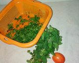 A picture of step 1 of Adrak lehsan chutney.