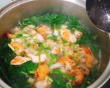 Hình bước làm 3 của món Rau dền nấu canh tôm