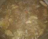 Foto langkah ke 4 dari resep Kuah Bakso Simpel.
