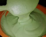 Foto langkah ke 4 dari resep Pandan Chiffon Cake.