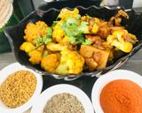 A picture of step 4 of 3 spices gobhi aalo.