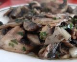 Foto del paso 2 de la receta: Champiñones al ajillo