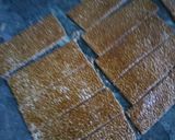 तिल गुड की चिक्की (Till Gud ki chikki recipe in Hindi) रेसिपी चरण 5 फोटो