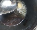 A picture of step 1 of Egg bhurji.