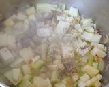 Foto del paso 4 de la receta: Albóndigas de pollo en salsa de calabacín