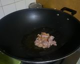 A picture of step 4 of Cream based pasta (Melayu style lol).