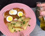 Foto del paso 8 de la receta: Merluza en piperrada con patatas gajo en MyCook Touch