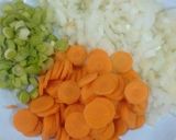 Foto del paso 1 de la receta: Guiso de vegetales y coditos