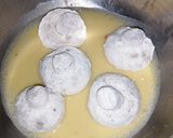 A picture of step 2 of Crumbed Mushrooms.