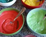 Foto del paso 3 de la receta: Muffins "Explosión de colores"