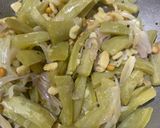 A picture of step 3 of Bari Potala Santula (Snake Gourd).