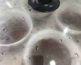 Gambar langkah 3 resipi Kek Coklat Moist Leleh.