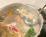Foto del paso 3 de la receta: Caldo de gallina y pollo