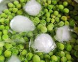 A picture of step 1 of Methi Matar Malai.