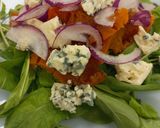 Foto del paso 2 de la receta: Ensalada de Rúcula con Zapallo asado y Queso Azul