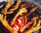 Hình bước làm 3 của món Chân gà nướng than hoa