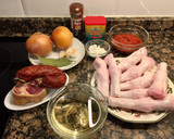 Foto del paso 1 de la receta: Manitas de cordero en salsa picante