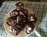 Foto langkah ke 7 dari resep Muffin coklat kukus.