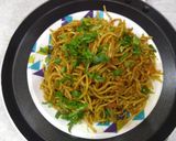 હક્કા નુડલ્સ (Hakka Noodles Recipe In Gujarati) રેસીપી સ્ટેપ4ફોટો