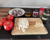 Foto del paso 1 de la receta: Chipirones/Sepia en salsa