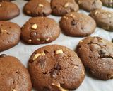 Foto langkah ke 5 dari resep Chocolate Cookies.