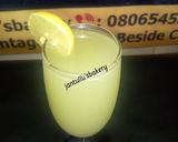 A picture of step 3 of Sweetmelon lemonade.