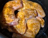 Une image de l'étape 1 de Cuisses de poulet frits au Cookeo infinity.