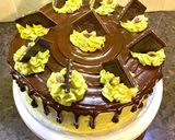 Csokoládés pisztáciás torta ír krémlikőrrel recept fázis 8 fotója